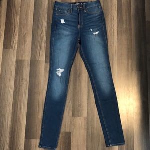 1R Hollister Jeans